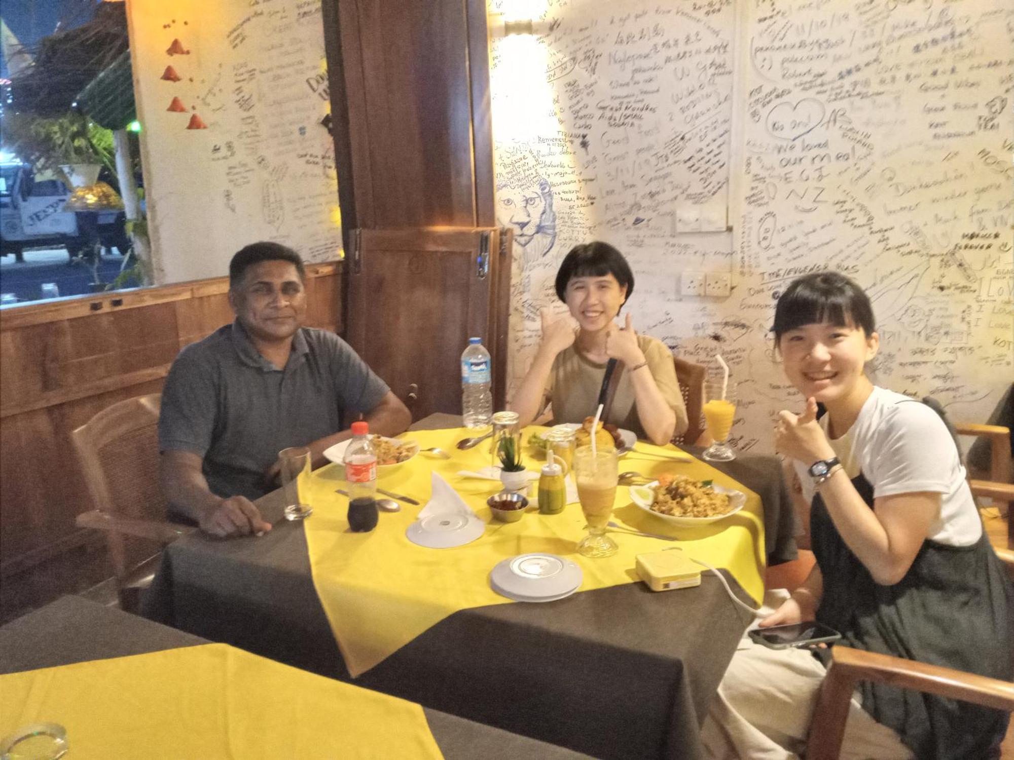 Water Front Home Stay And Resort 아누라다푸라 외부 사진